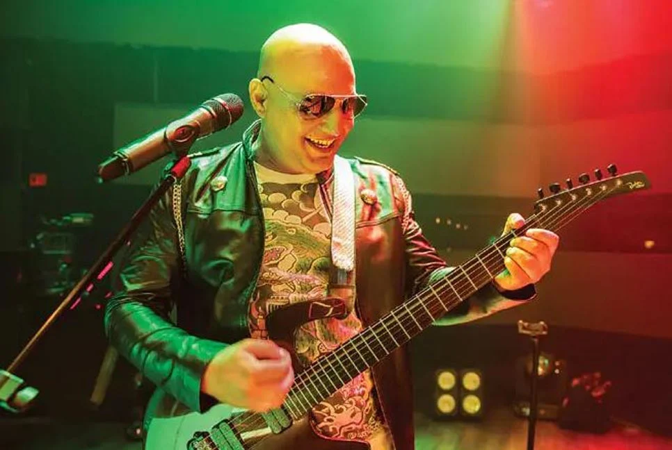 ঢাকায় আলি আজমত মঞ্চ মাতাবেন ১৪ নভেম্বর