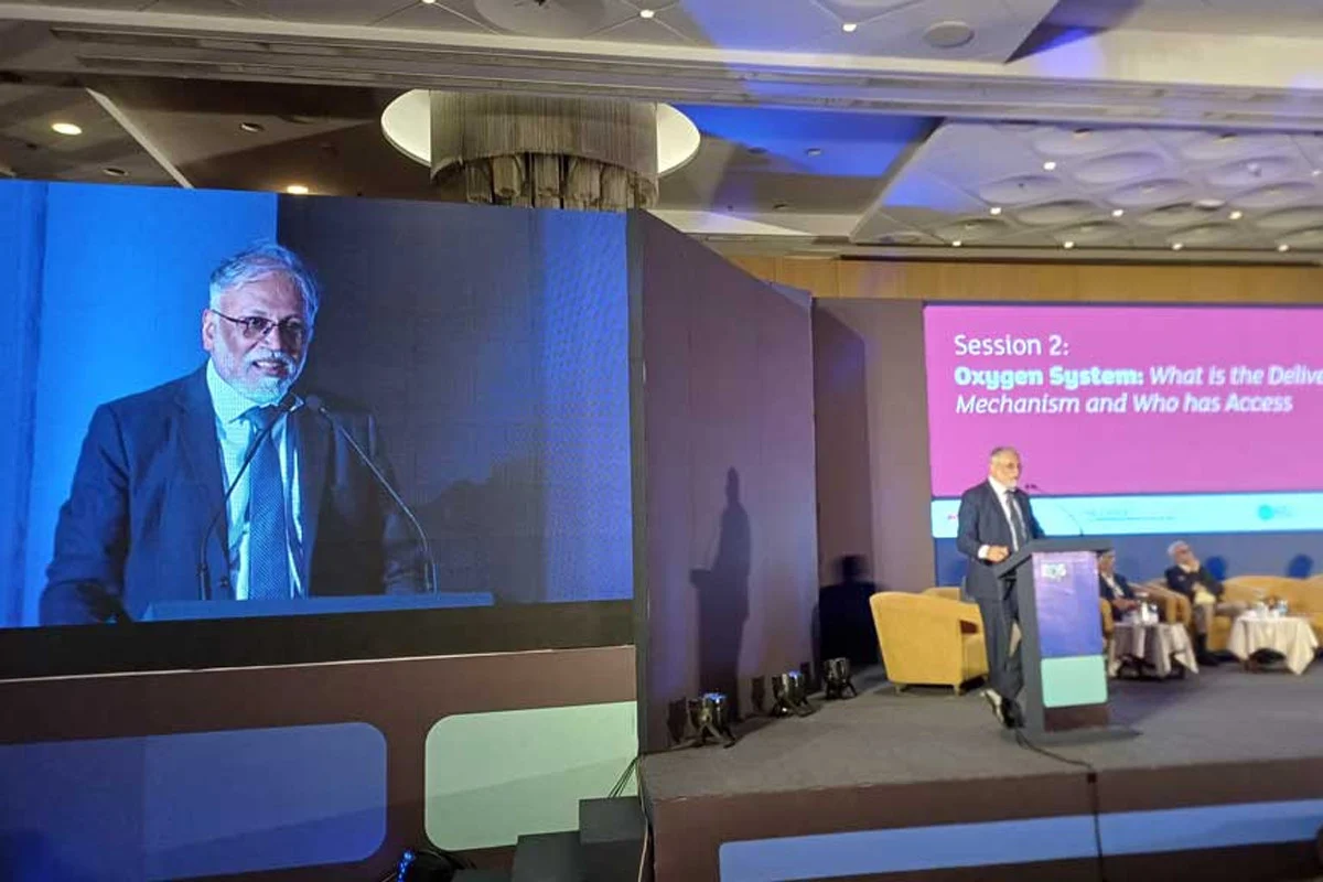 প্রয়োজনীয় ওষুধের তালিকায় যুক্ত হচ্ছে মেডিকেল অক্সিজেন