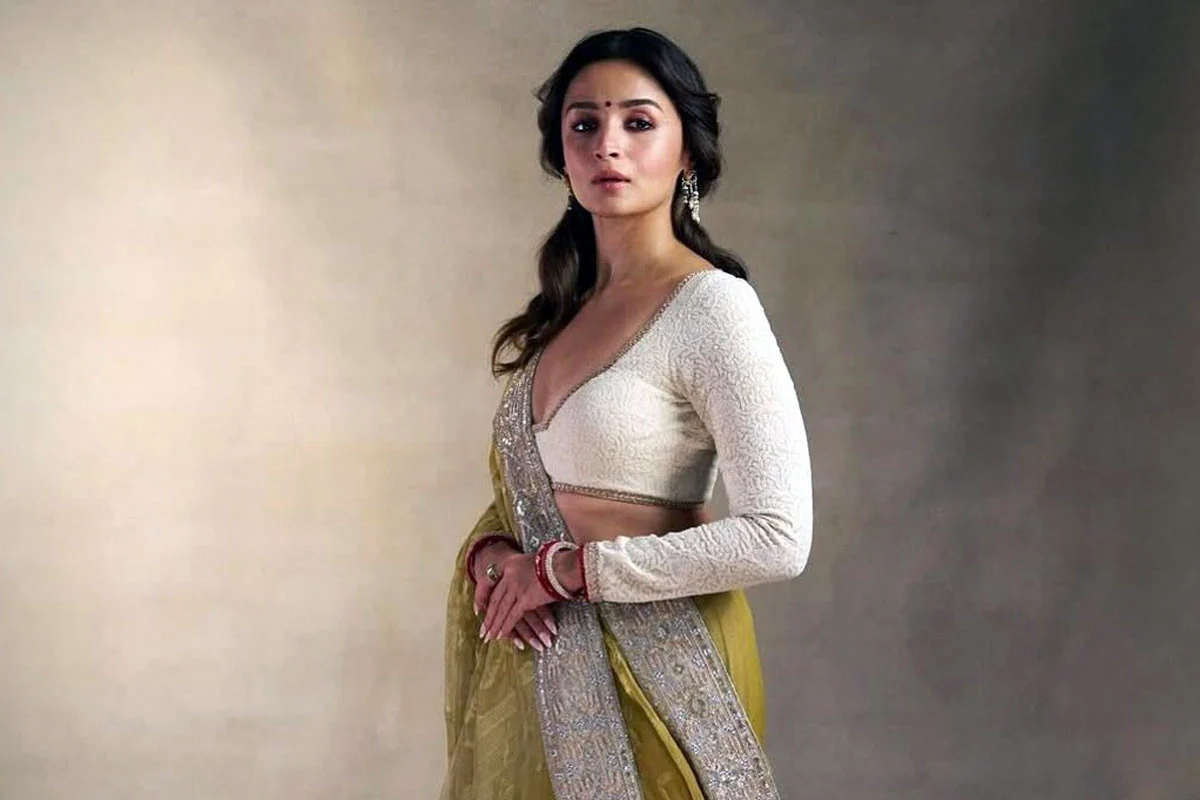 ফিল্মফেয়ারে ইতিহাস গড়লেন আলিয়া ভাট