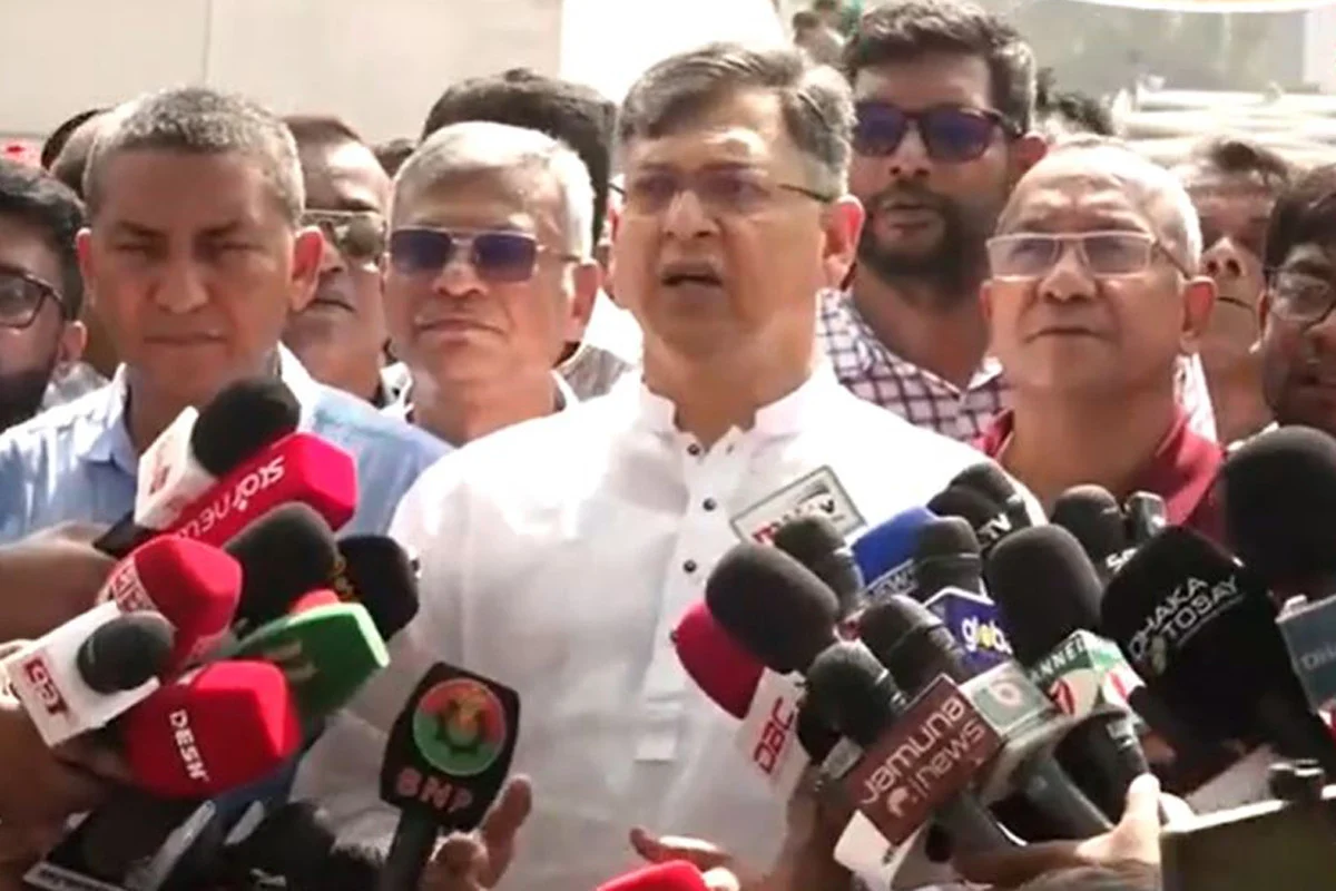 ফ্যাসিবাদবিরোধী দলগুলোকে নিয়ে বৃহৎ জোট গঠনের চিন্তা করছে বিএনপি : সালাহউদ্দিন