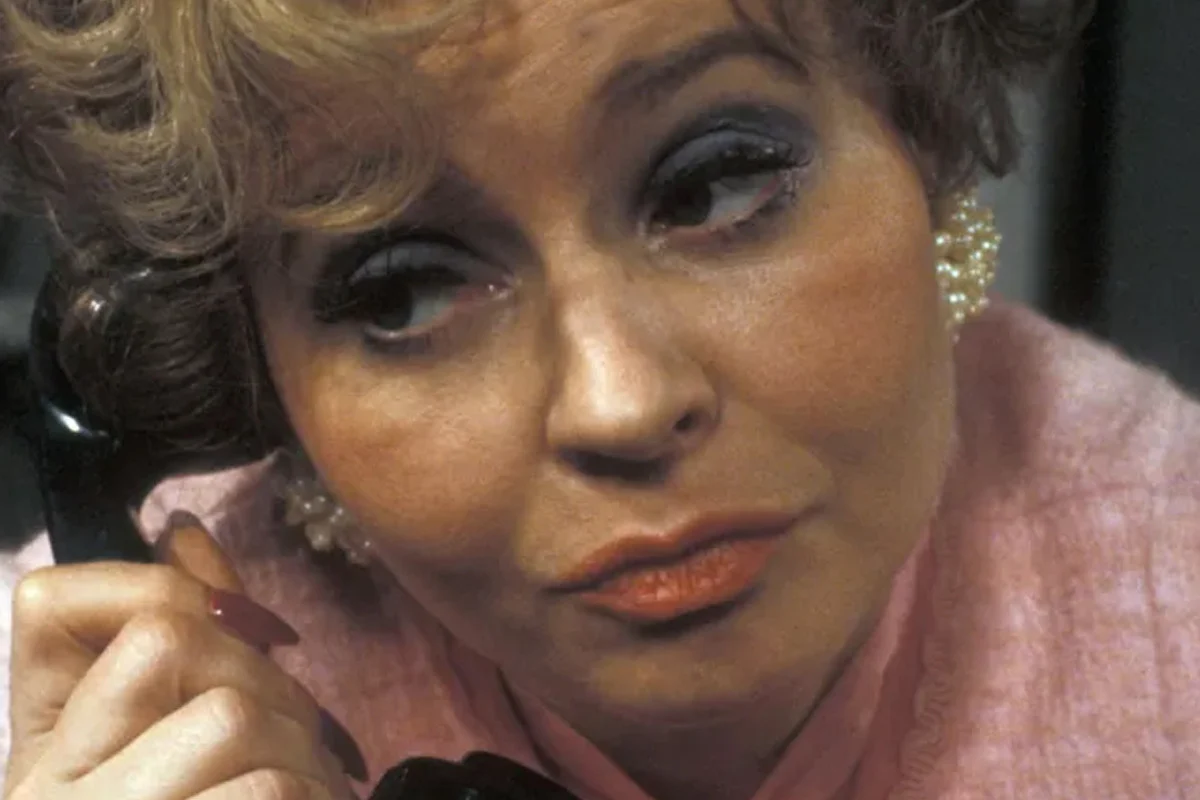 ফোলটি টাওয়ার্স তারকা প্রুনেলা স্কেলস মারা গেছেন