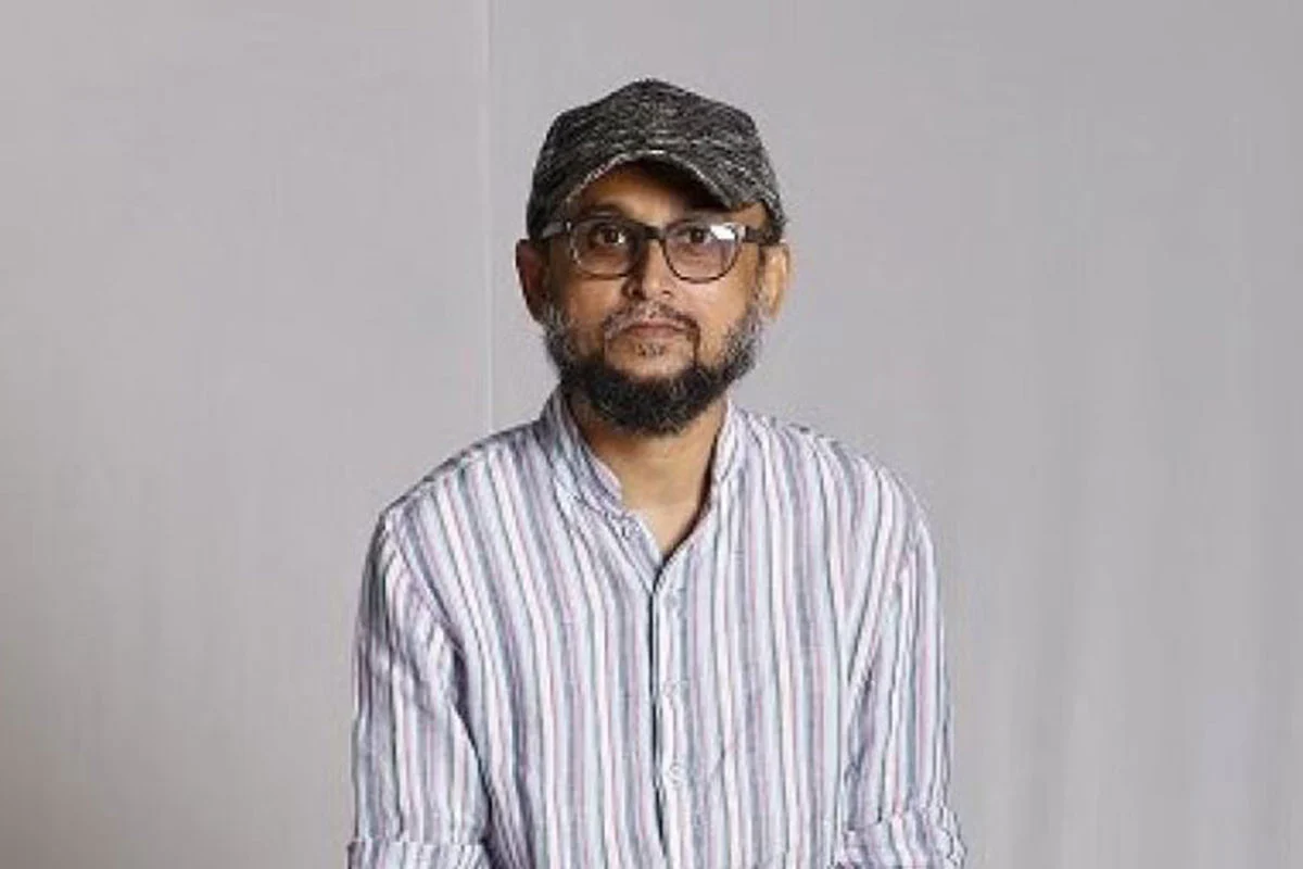 বিচারের রায় ঘনিয়ে আসায় উন্মাদ হয়ে এখন নতুন ‘থিওরি’: উপদেষ্টা ফারুকী