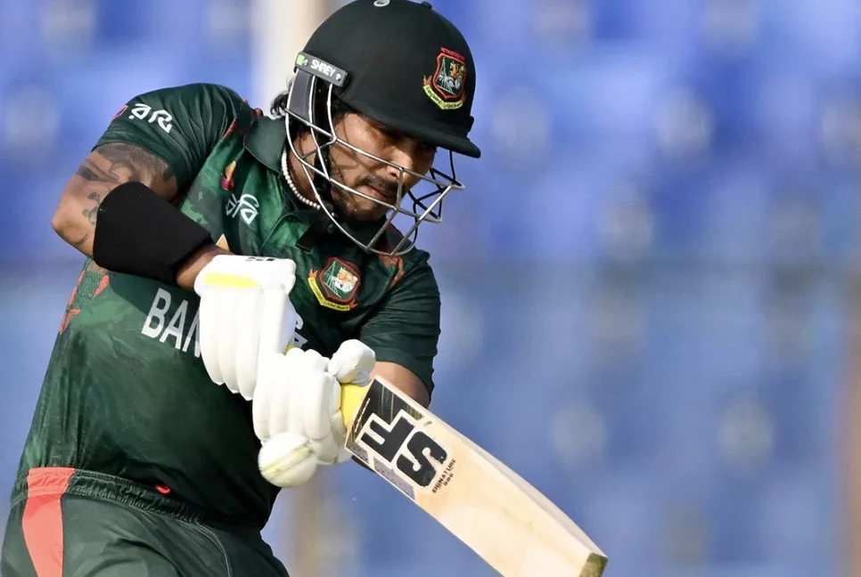 হৃদয় ঝড়ে শ্রীলঙ্কাকে ২৮৭ রানের টার্গেট দিল বাংলাদেশ