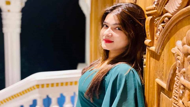 বিএনপির ছেড়ে দেওয়া সেই আসনে এমপি হতে চান মাহিয়া মাহি