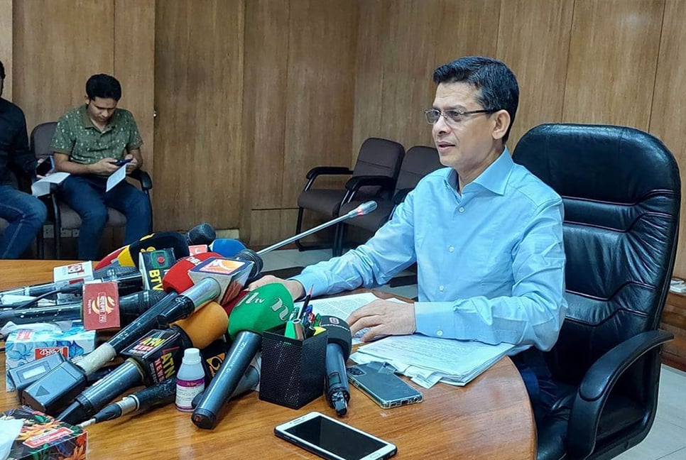 সমুদ্রপথে হজে যাওয়ার ব্যবস্থা নেয়া হবে : মন্ত্রিপরিষদ সচিব