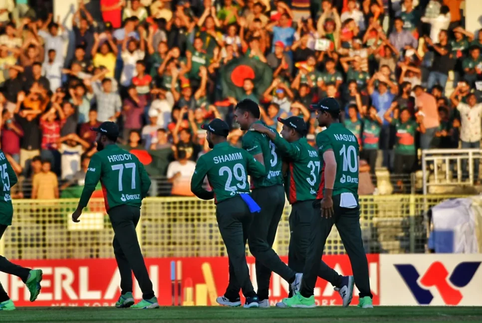 টাইগারদের ১৫৫ রানের টার্গেট দিল আফগানরা