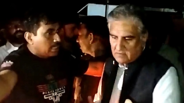 পিটিআইকে কোণঠাসা করতে গ্রেফতার করা হচ্ছে একের পর এক শীর্ষ নেতাকে