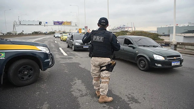 বাবার বন্দুক নিয়ে স্কুলে হামলা কিশোরের, নিহত ৩