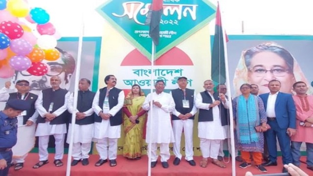 আগুন দিয়ে মানুষের সম্পদ পোড়াচ্ছে বিএনপি : কাদের