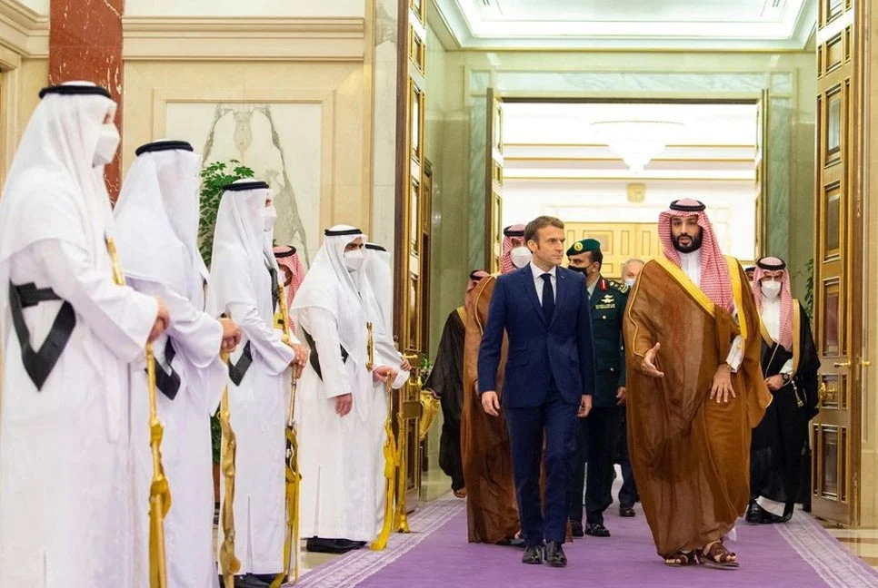 বাইডেনের সঙ্গে সাক্ষাতের ২ সপ্তাহ পর ফ্রান্সে সৌদি যুবরাজ