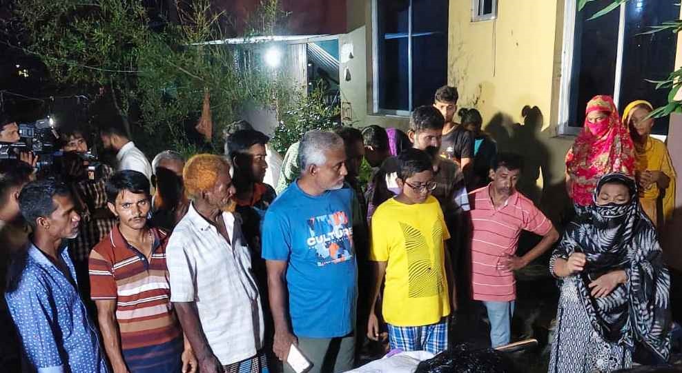 খুলনা মহানগরীর একটি হোটেল থেকে ৫ জনের মরদেহ উদ্ধার