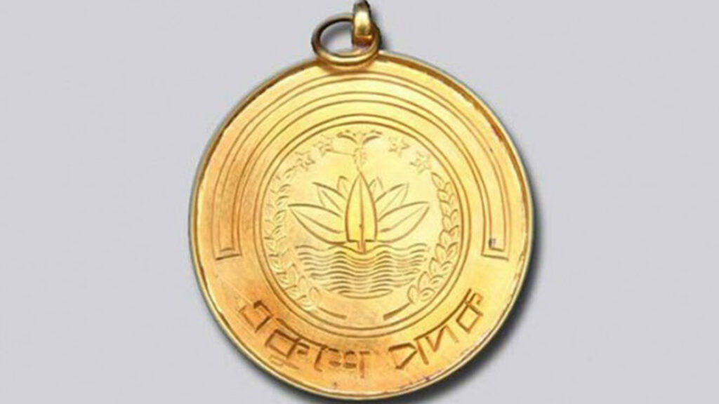 একুশে পদক পাচ্ছেন নারী ফুটবল দল এবং ১৪ ব্যক্তি