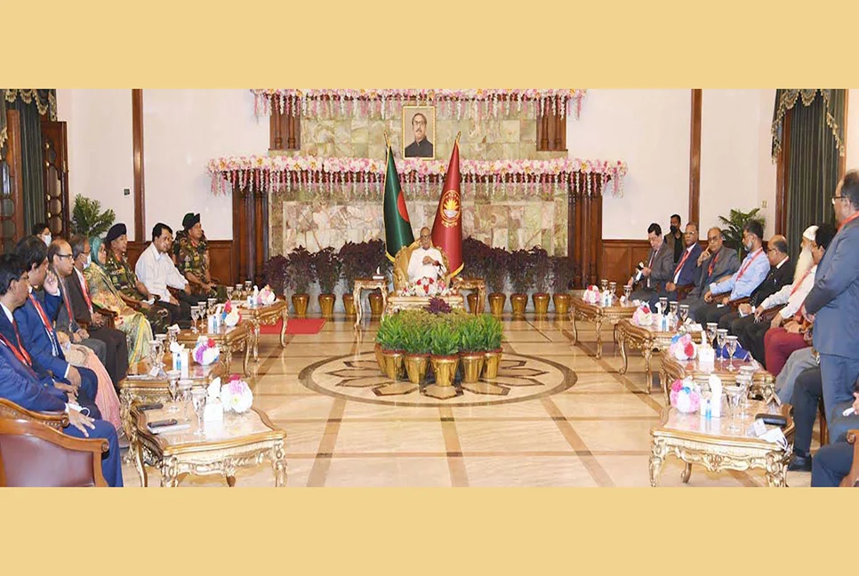 বিশ্ববিদ্যালয়ে দুর্নীতি ও স্বজনপ্রীতি বন্ধের জন্য রাষ্ট্রপতির নির্দেশ