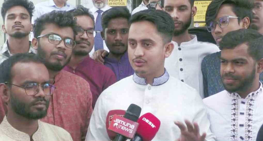 দেশের অভ্যন্তরীণ রাজনীতিতে কারও হস্তক্ষেপ কাম্য নয়: সারজিস