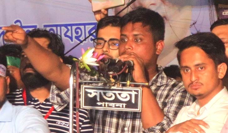 বিবৃতি দিয়ে আমাদের আটকাতে পারবেন না, ভয় পাই না: হাসনাত আব্দুল্লাহ