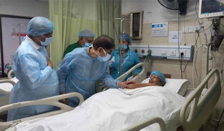 ফরিদা পারভীনকে দেখতে হাসপাতালে মির্জা ফখরুল, সঙ্গে উজ্জ্বল-হেলাল