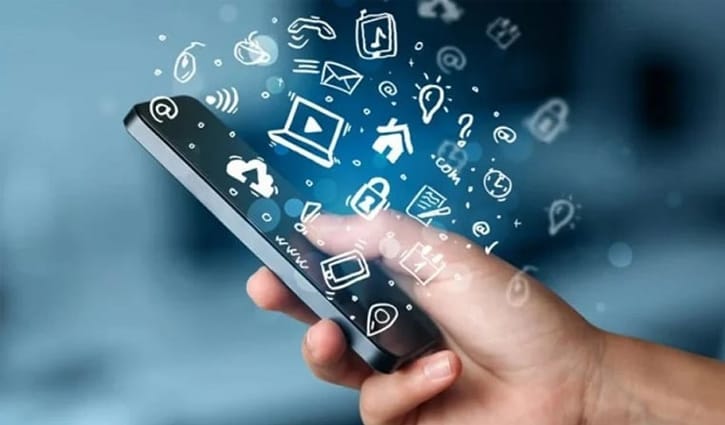 গ্রাহকদের বিনামূল্যে ১ জিবি ইন্টারনেট দেওয়ার নির্দেশ বিটিআরসির