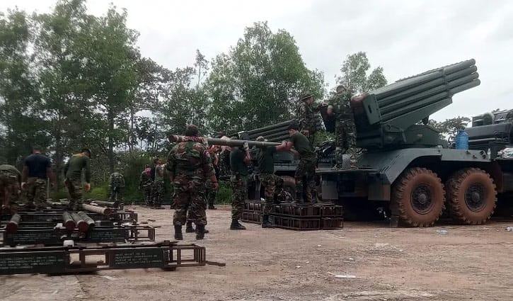 থাইল্যান্ডের সঙ্গে যুদ্ধবিরতি চায় কম্বোডিয়া