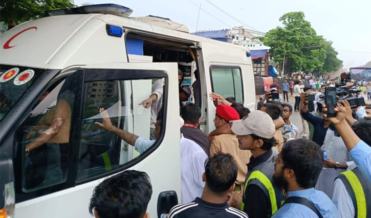 মানিক মিয়া অ্যাভিনিউয়ে গ্যাস বেলুন বিস্ফোরণ, আহত ১১