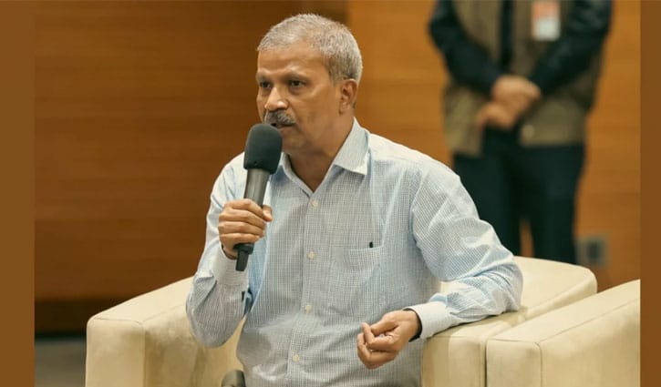 একই ধরনের কথাবার্তা শোনার মানসিকতা রাজনৈতিক দলেরও থাকতে হবে