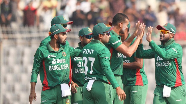 ইংল্যান্ডকে হারিয়ে ইতিহাস গড়ল টাইগাররা