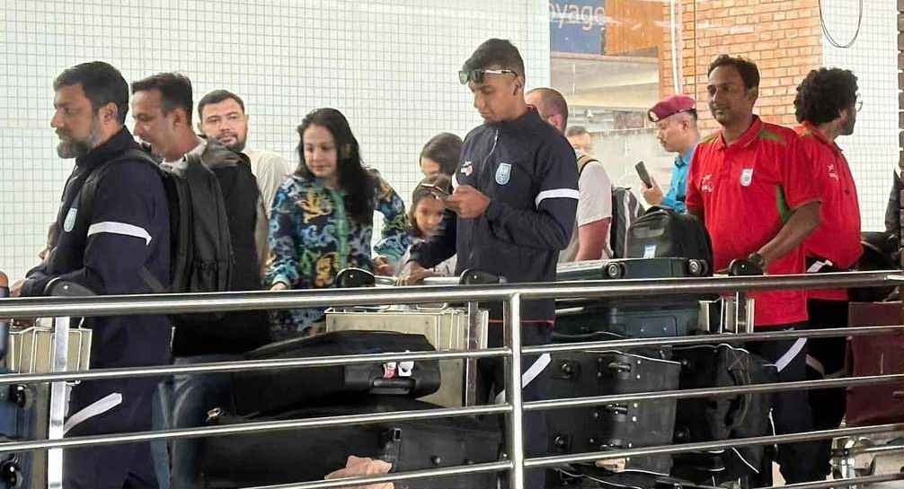 অবশেষে ত্রিভুবন এয়ারপোর্টে পৌঁছেছেন জামালরা, ফিরছেন দেশে