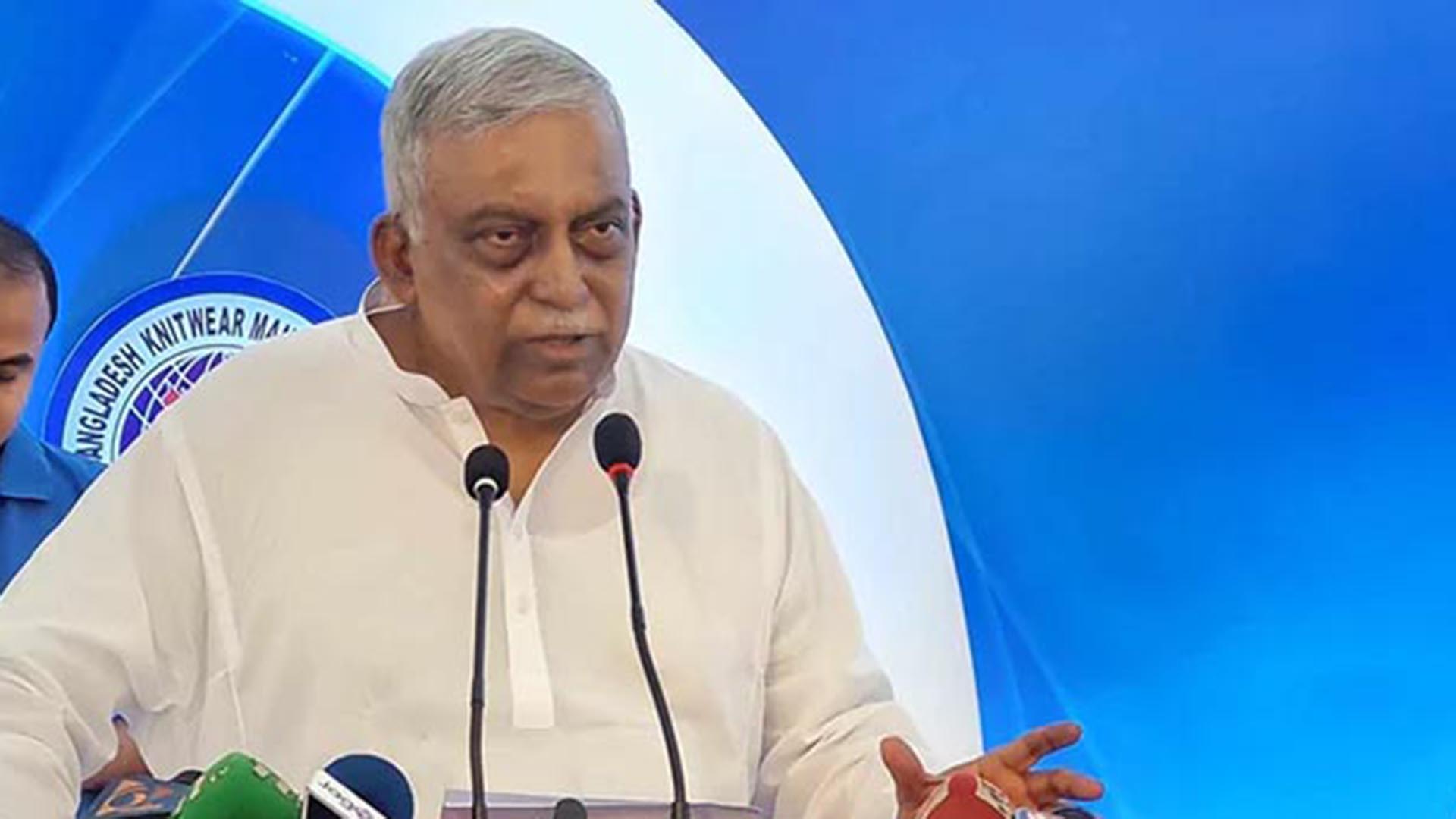 এলপি গ্যাসের ব্যবহার তিনগুণ বাড়বে, লাভ কম করতে বললেন স্বরাষ্ট্রমন্ত্রী