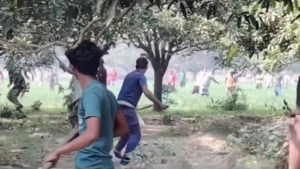 চাঁপাইনবাবগঞ্জ সীমান্তে উত্তেজনা