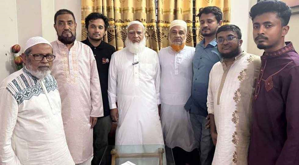 শহীদ মীর মুগ্ধর বাসায় জামায়াত আমির