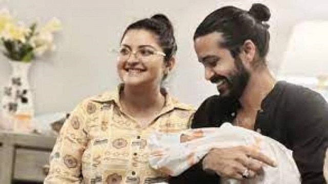 রাজ্যকে নিয়ে ঘরে ফিরেই আকিকা দিলেন রাজ-পরী