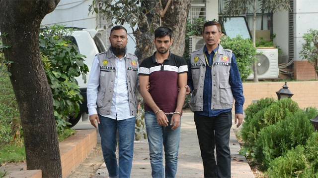 সাড়ে ৮৭ লাখ টাকাসহ আরও একজন গ্রেপ্তার