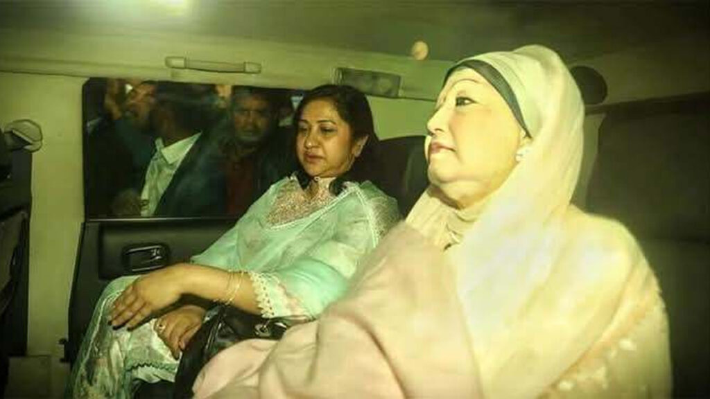 লন্ডনে পৌঁছেছেন খালেদা জিয়া