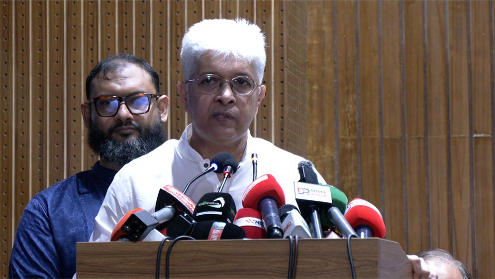 ফ্যাসিবাদের প্রবণতা ফিরে আসা ঠেকাতে ঐক্যবদ্ধ থাকার আহ্বান গণপূর্ত উপদেষ্টার