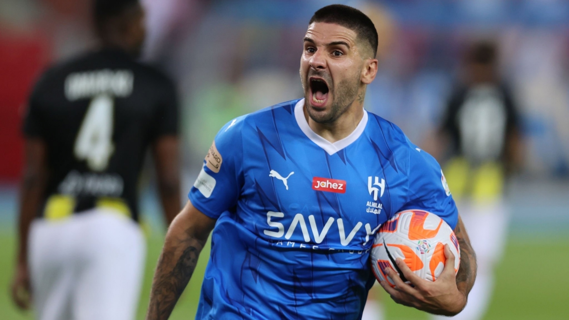 শ্বাসরুদ্ধকর লড়াইয়ে বেনজেমার দলের বিপক্ষে জিতল নেইমারের দল