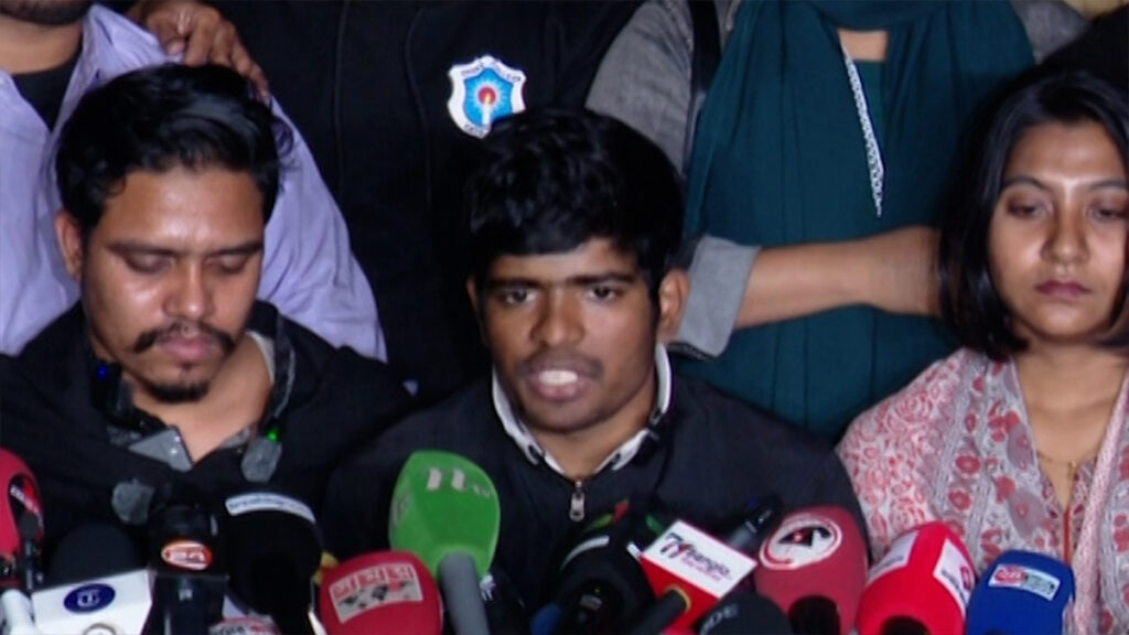 এক মাসের মধ্যে নতুন বিশ্ববিদ্যালয়ের কার্যক্রম শুরুর দাবি ৭ কলেজের শিক্ষার্থীদের