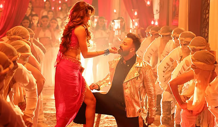 এক মাস পরও ‘চাঁদ মামা’ ট্রেন্ডিংয়ের শীর্ষে