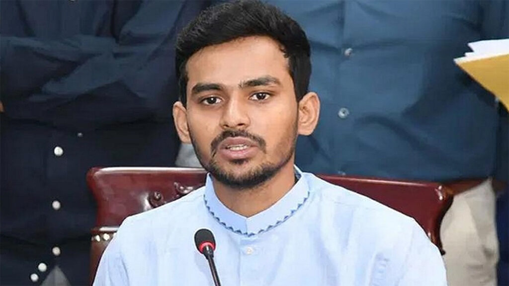 ‘ফেসবুক-ইউটিউবে আওয়ামী লীগের পক্ষে কথা বললেই গ্রেপ্তার’