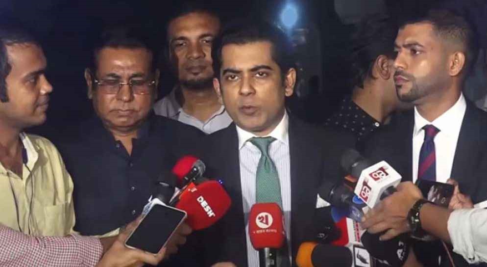 বিএনপির বৈঠক থেকে বের হয়ে ডিসেম্বরে নির্বাচন চাইলেন পার্থ 