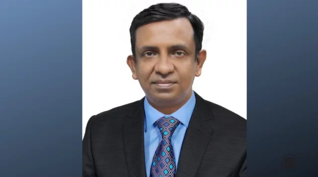 সাবেক সিনিয়র সচিব আমিনুল ইসলাম খান আটক