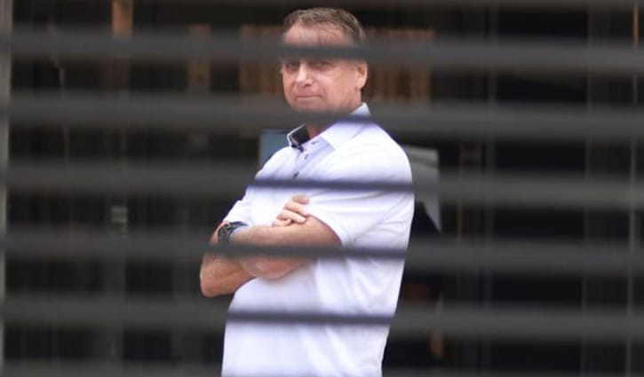 ব্রাজিলের সাবেক প্রেসিডেন্ট বলসোনারো গ্রেপ্তার