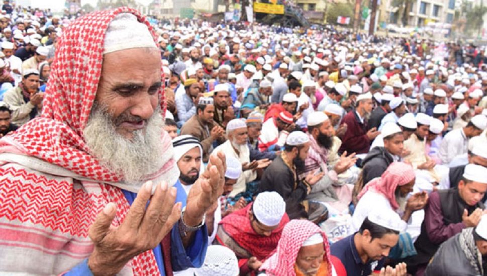 আখেরি মোনাজাতের মাধ্যমে শেষ হলো বিশ্ব ইজতেমা