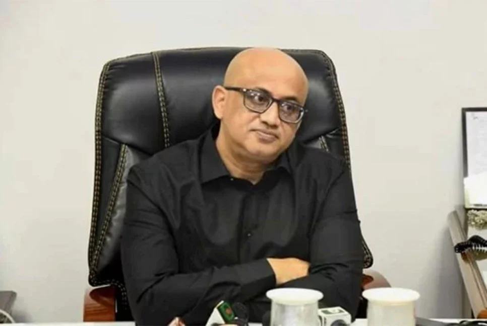 কটূক্তি করায় ডা. মুরাদের বিরুদ্ধে সমন জারি