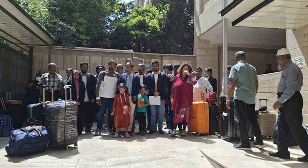 তেহরানের ২৮ বাংলাদেশি পাকিস্তান সীমান্তে পৌঁছেছেন