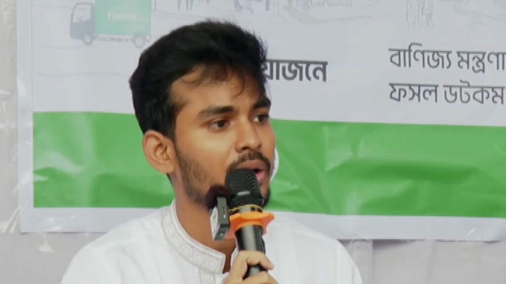 পণ্যের দাম বাড়ার পেছনে চাঁদাবাজি সিন্ডিকেট: শ্রম উপদেষ্টা