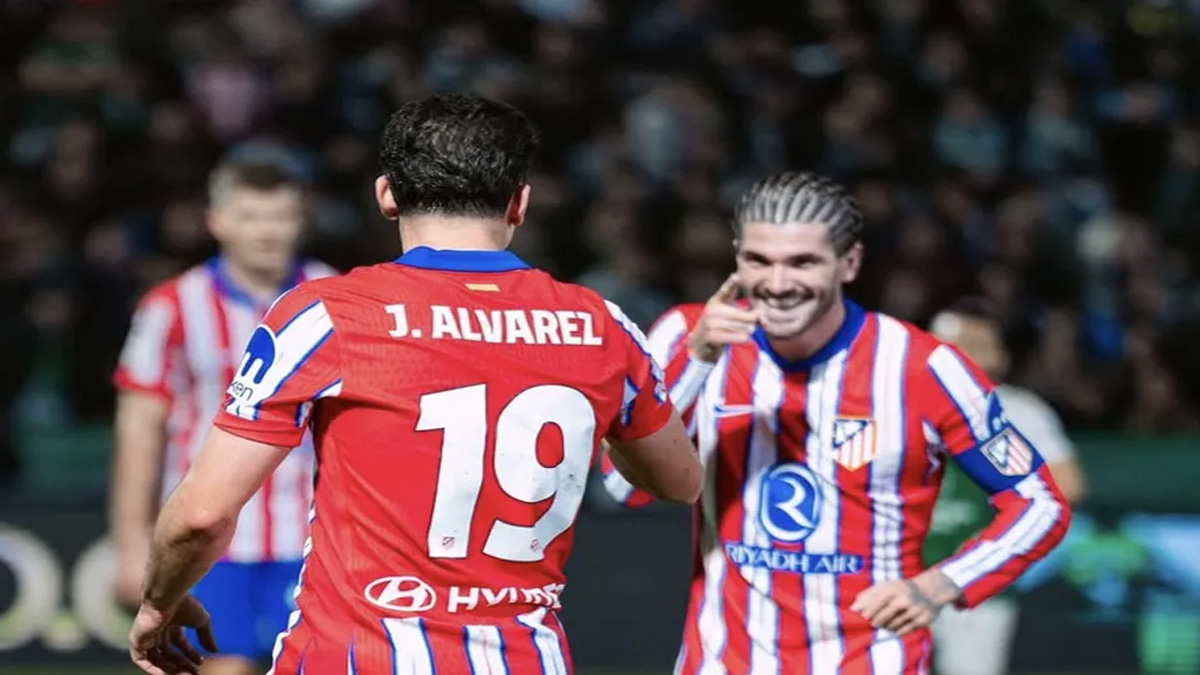 শেষ মুহুর্তে আলভারেজের গোলে অ্যাটলেটিকোর জয়, ঘরের মাঠে নাপোলির পরাজয়