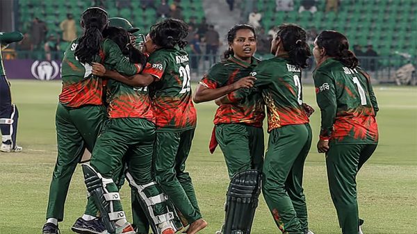 Bd women cricketer