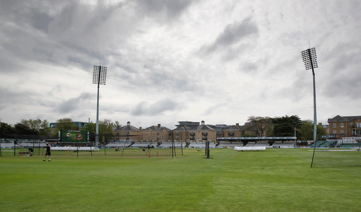 বৃষ্টিতে দ্বিতীয় ওয়ানডের টস হতে দেরি