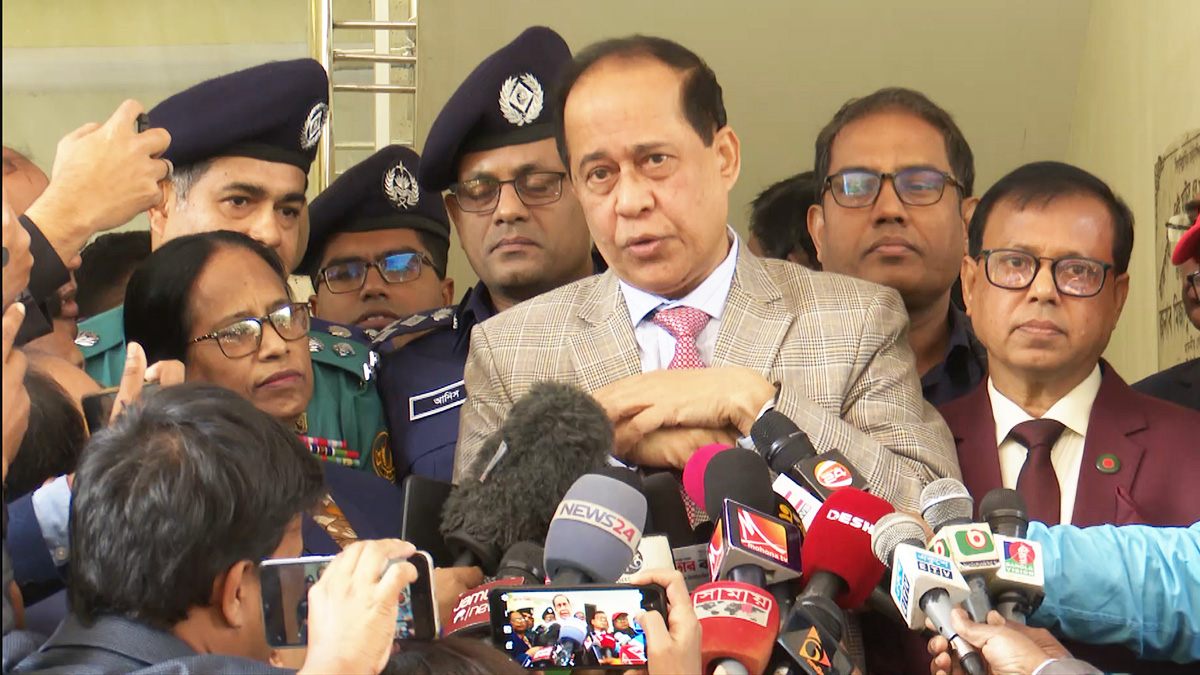 নির্বাচন প্রতিহত করতে চাওয়া অসাংবিধানিক: সিইসি