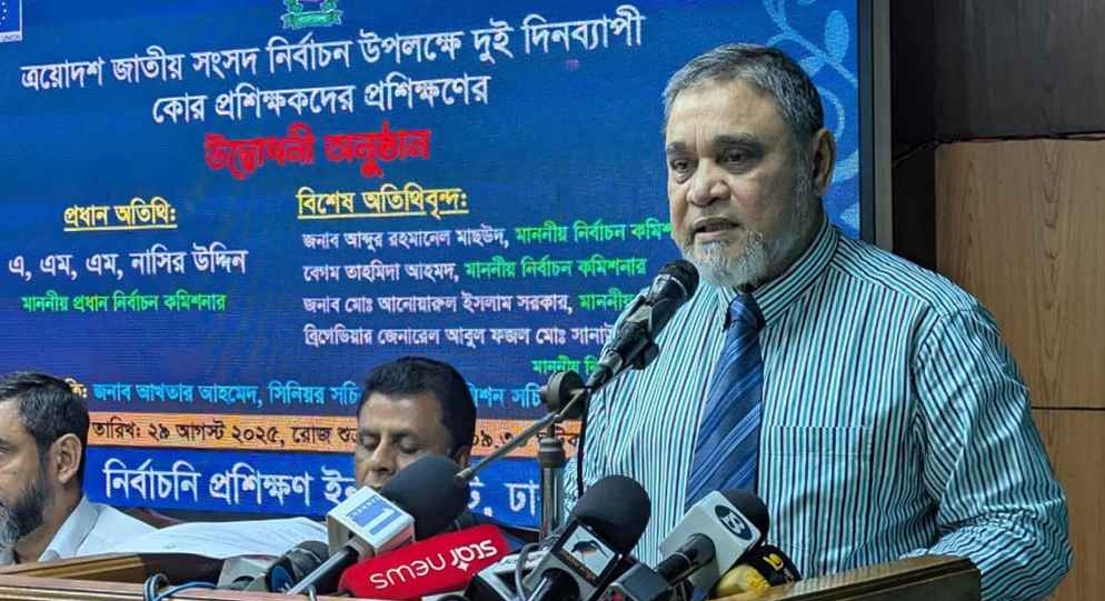 এআইসহ অজানা আরও চ্যালেঞ্জ আছে এবারের নির্বাচনে: সিইসি