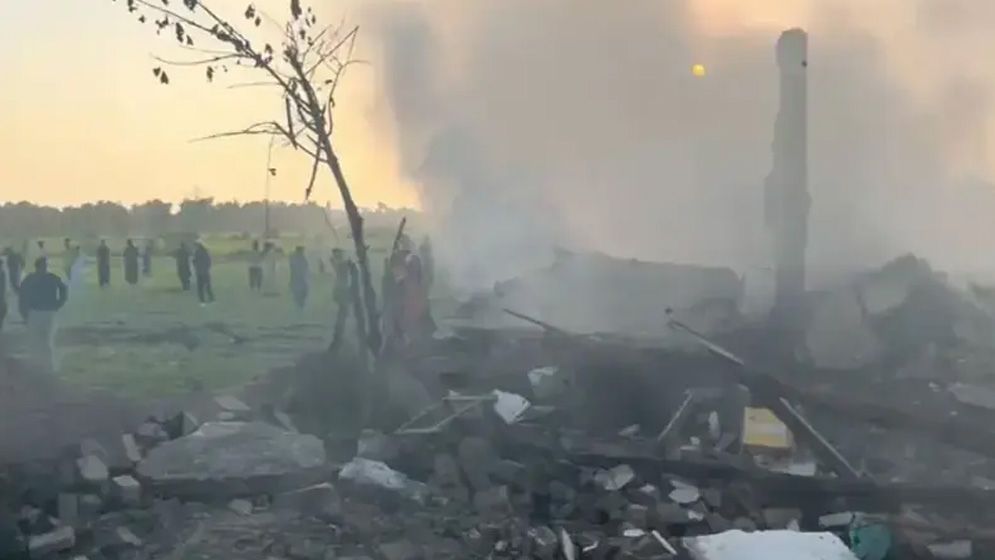 পাকিস্তানের হায়দ্রাবাদে আতশবাজি কারখানায় ভয়াবহ বিস্ফোরণ, নিহত ৭